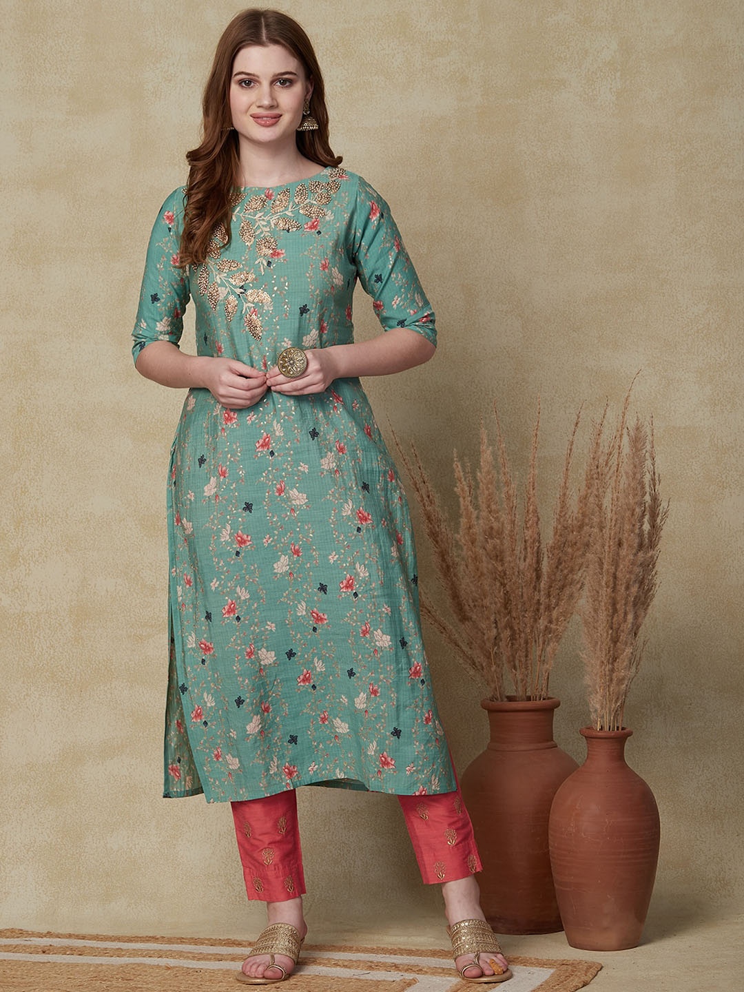 

FASHOR Floral Printed Sequinned Straight Kurta, Green