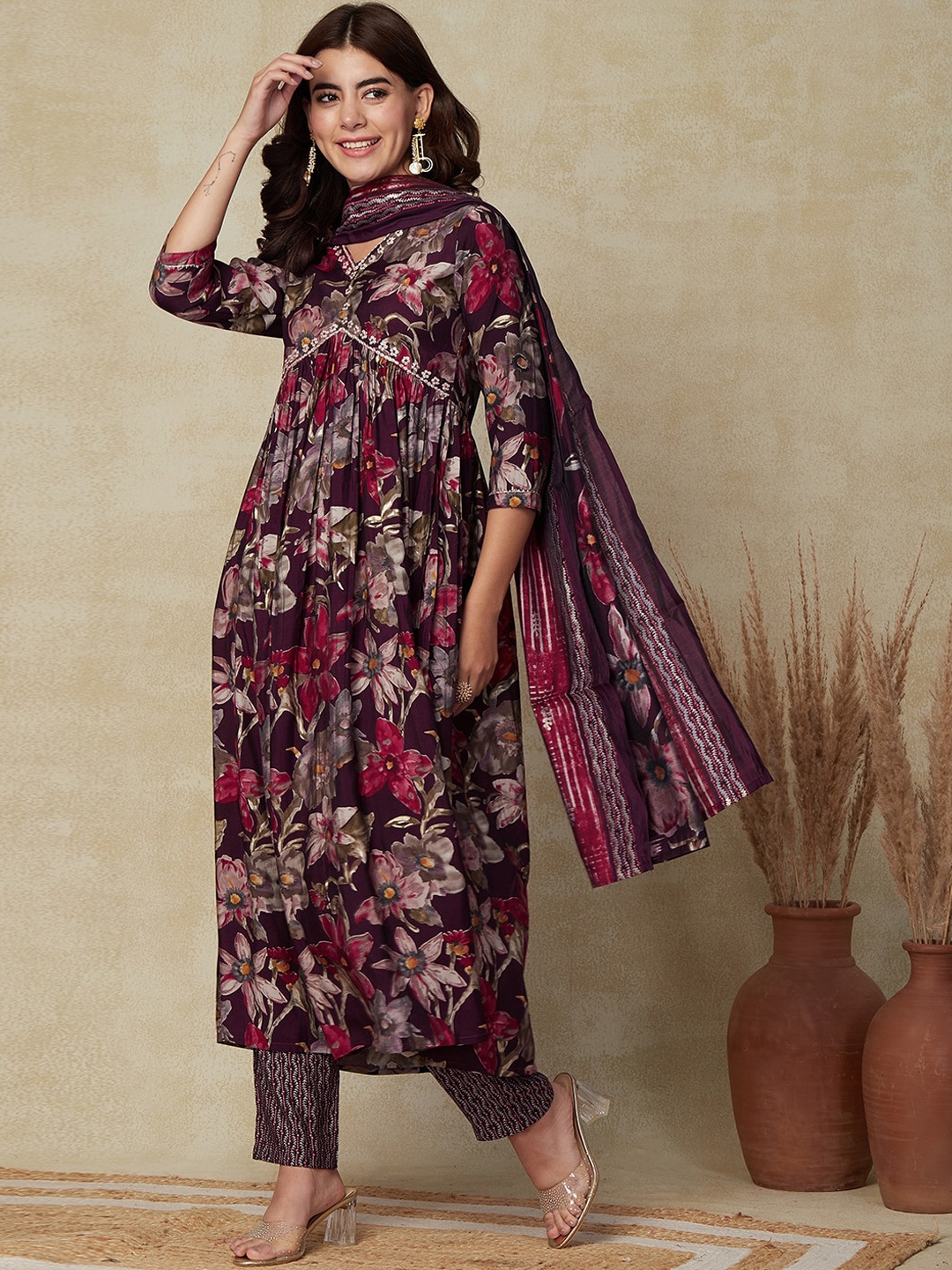 

FASHOR Floral Printed Pleated Kurta With Trousers & Dupatta, Burgundy