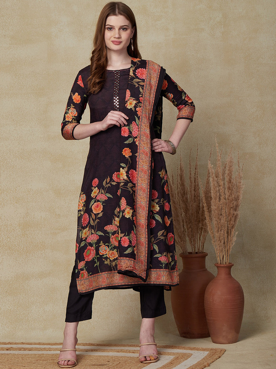 

FASHOR Floral Printed Kurta With Trousers & Dupatta, Black