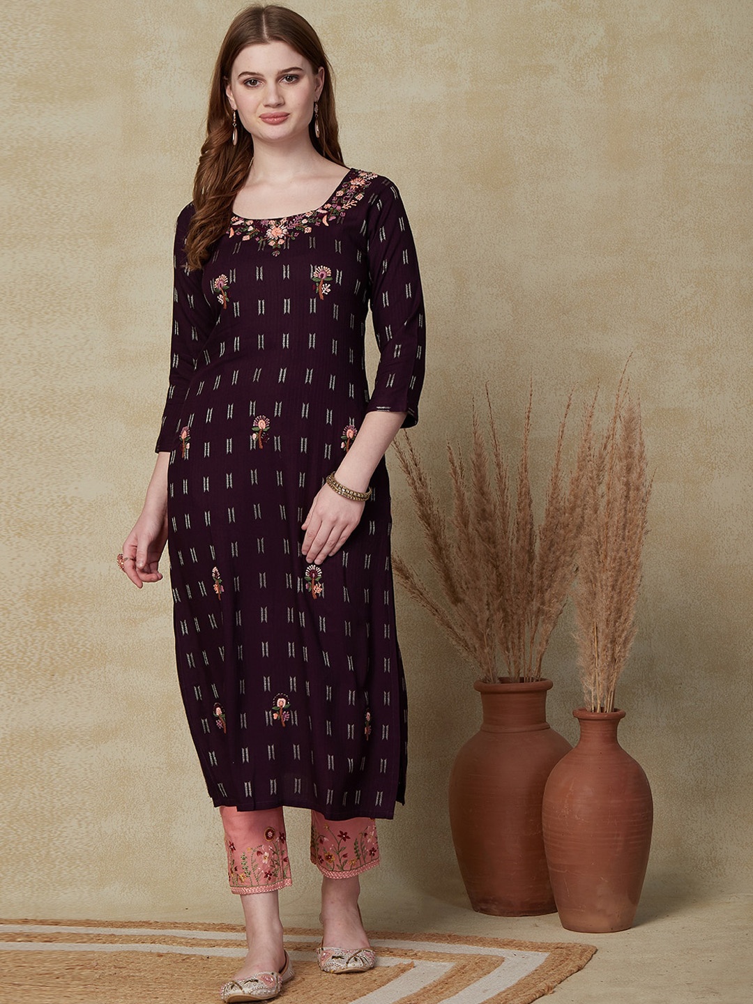 

FASHOR Geometric Printed Thread Work Kurta, Purple