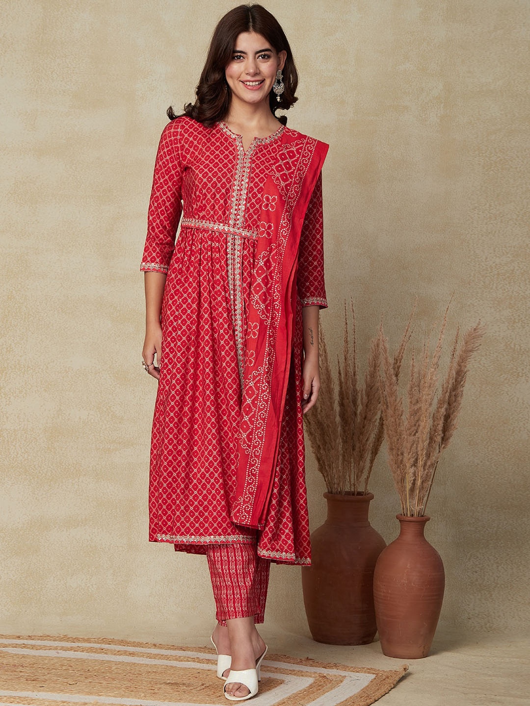 

FASHOR Geometric Printed Zari Pleated Kurta with Trousers & Dupatta, Red