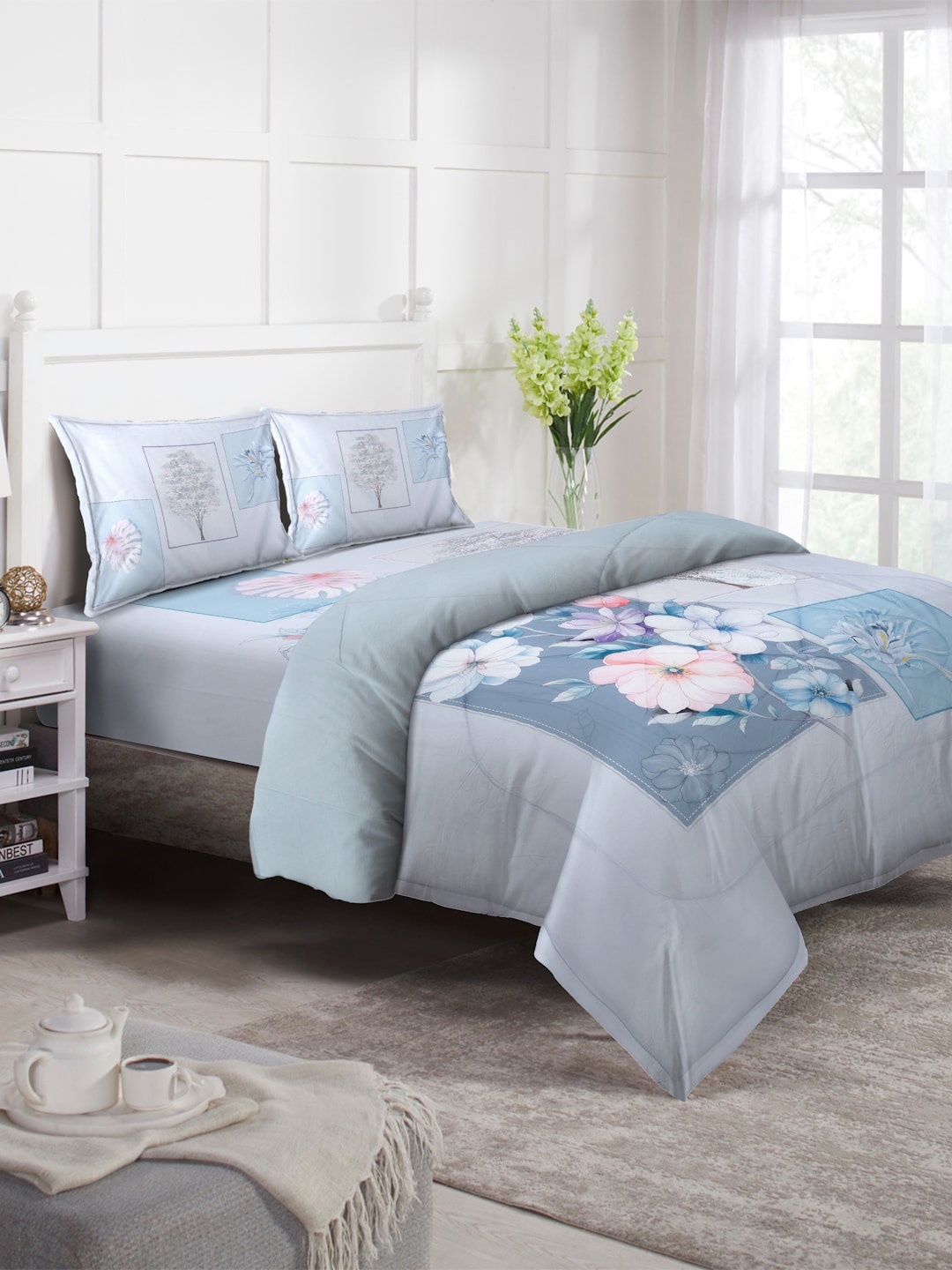 

KLOTTHE Blue & Pink Printed Double King Bed Bedding Set