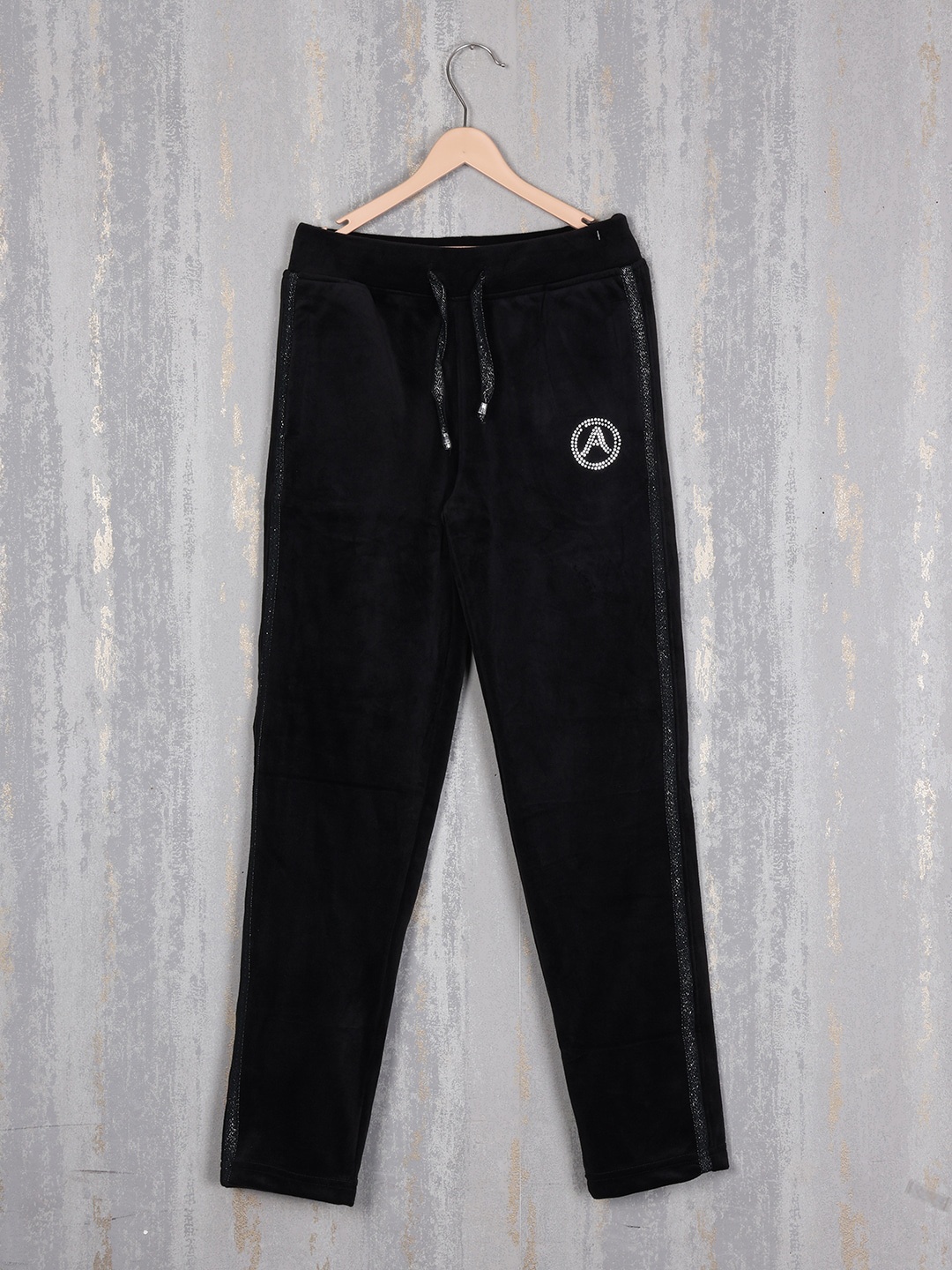 

Albion Girls Self-Design Cotton Track Pants, Black