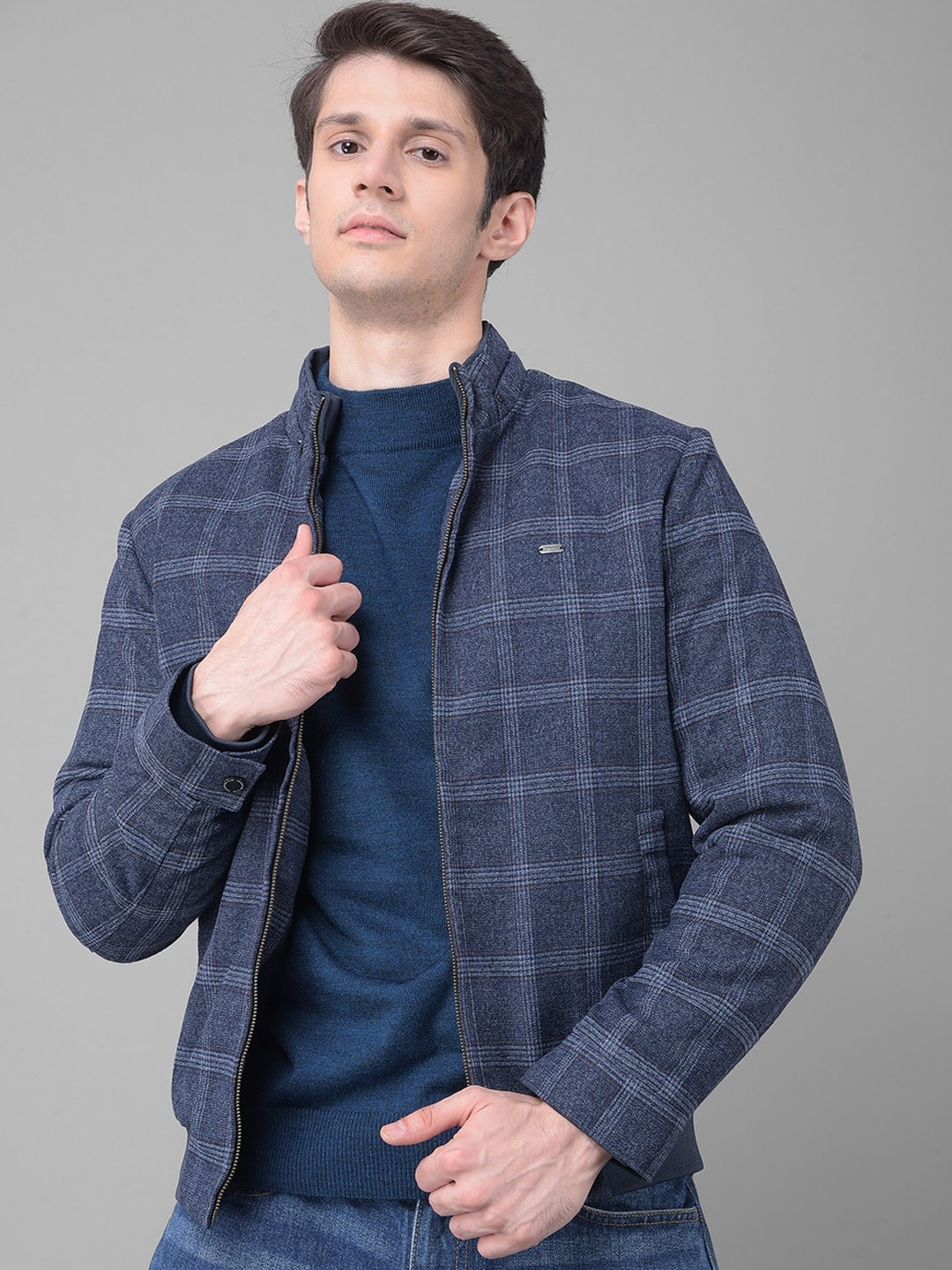 

Crimsoune Club Men Checked Stand Collar Bomber Jacket, Navy blue