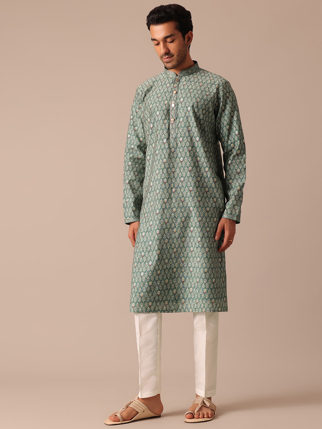 

KALKI Fashion Ethnic Motifs Printed Mandarin Collar Straight Kurta With Trousers, Green