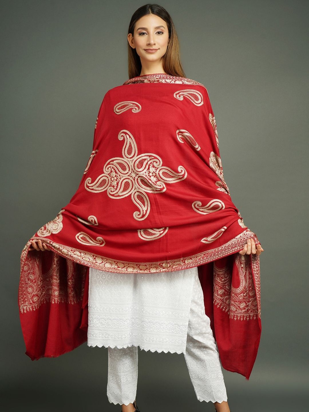

DUSALA INDIA Paisley Embroidered Woolen Shawl, Red