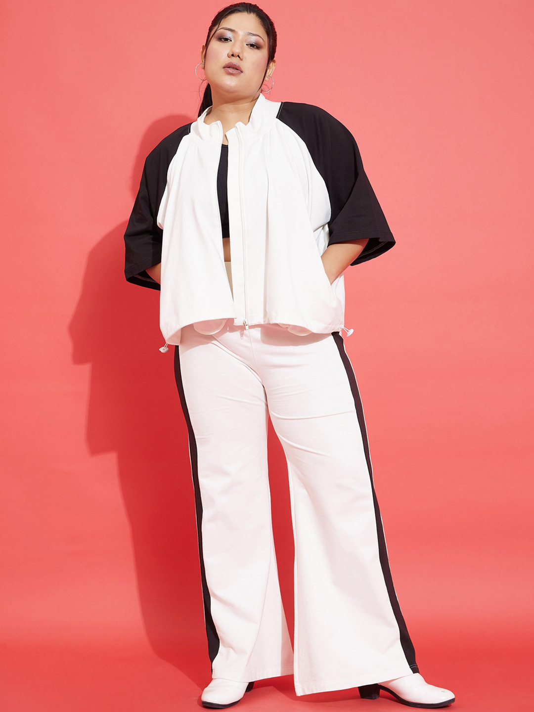 

SASSAFRAS Curve Mock-Collar Jacket With Track Pant Co-Ords, White