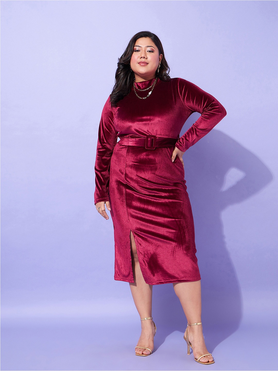 

SASSAFRAS Curve Maroon Plus Size High Neck Long Sleeves Velvet Belted Sheath Dress