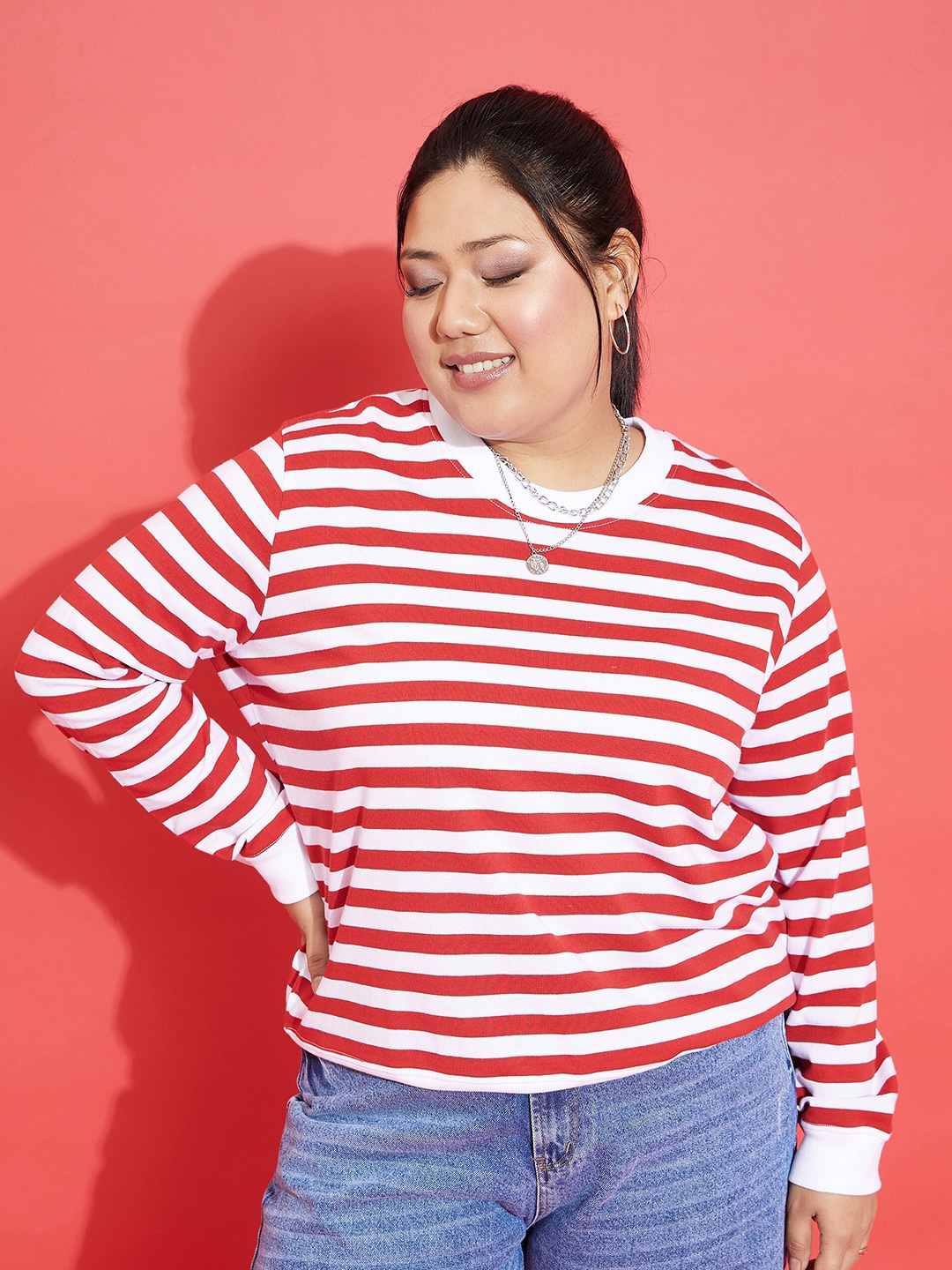 

SASSAFRAS Curve Red Plus Size Striped Pullover Sweatshirt