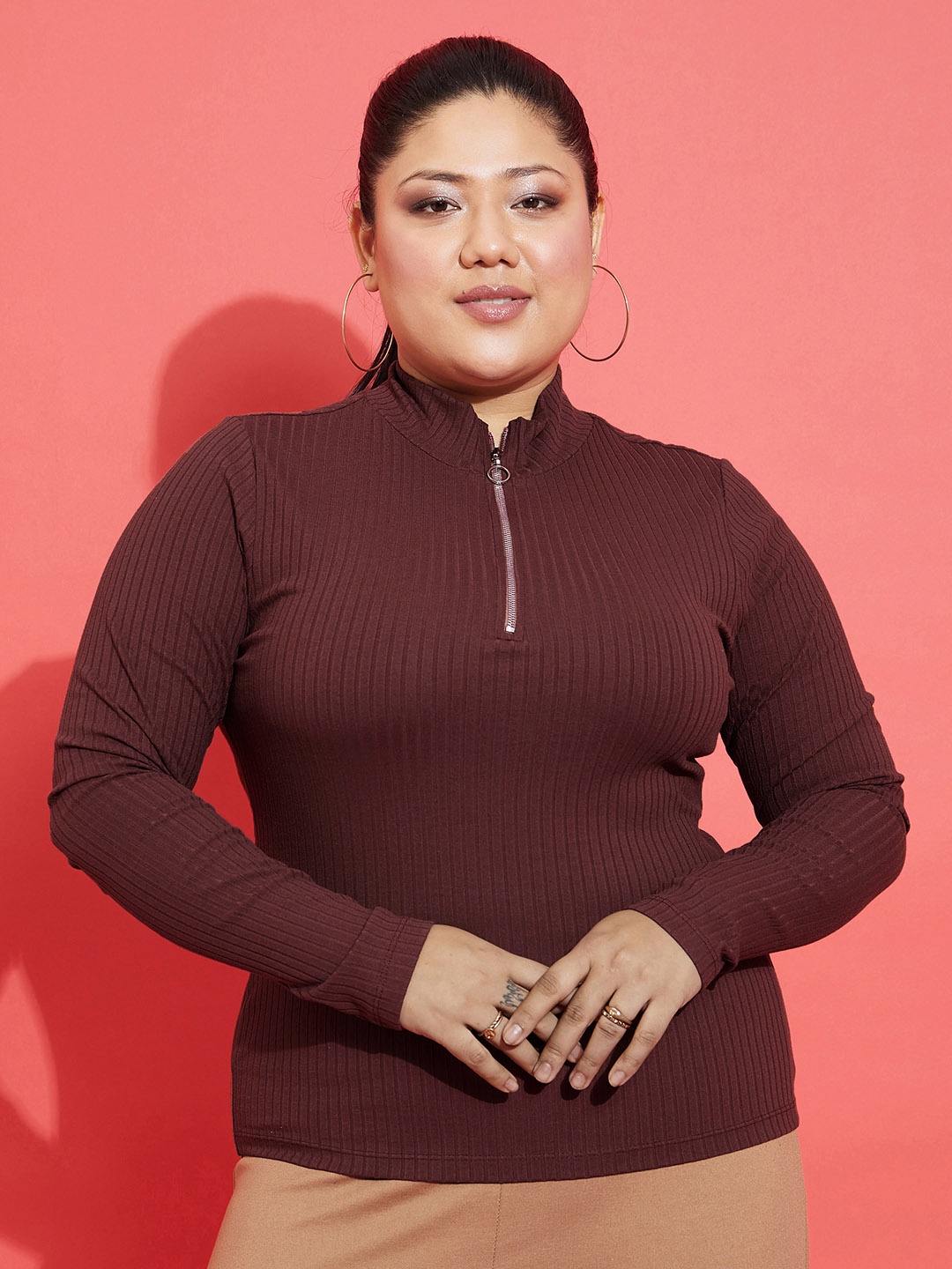 

SASSAFRAS Curve Plus Size High Neck Fitted Top, Brown