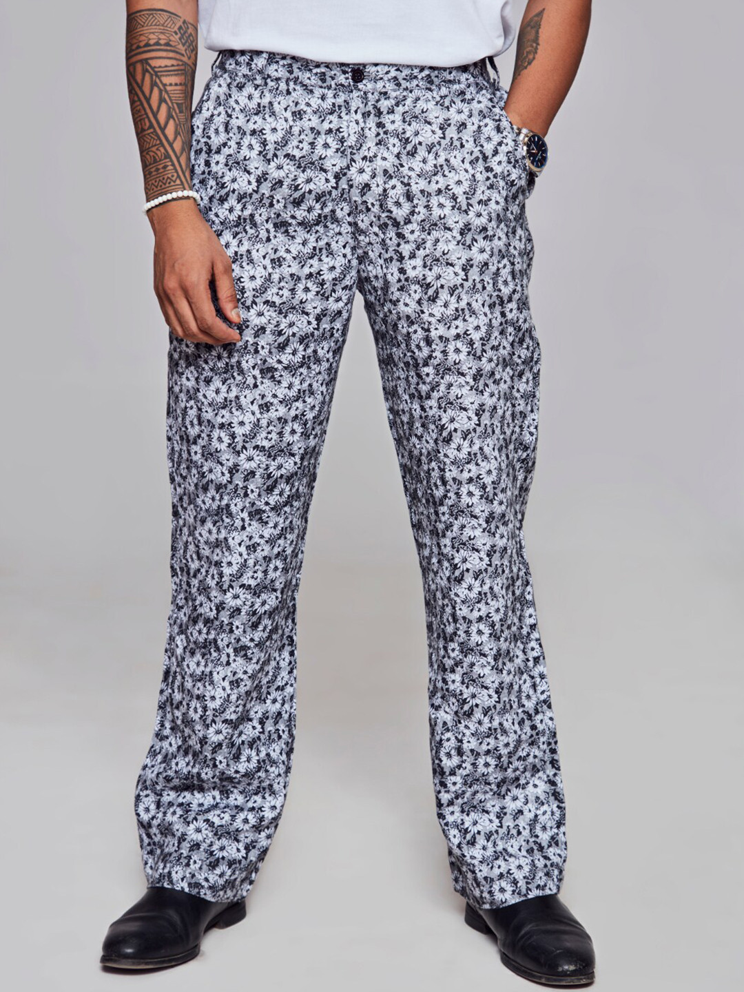 

ADDY'S for men Floral Printed Mid Rise Linen Trousers, Grey