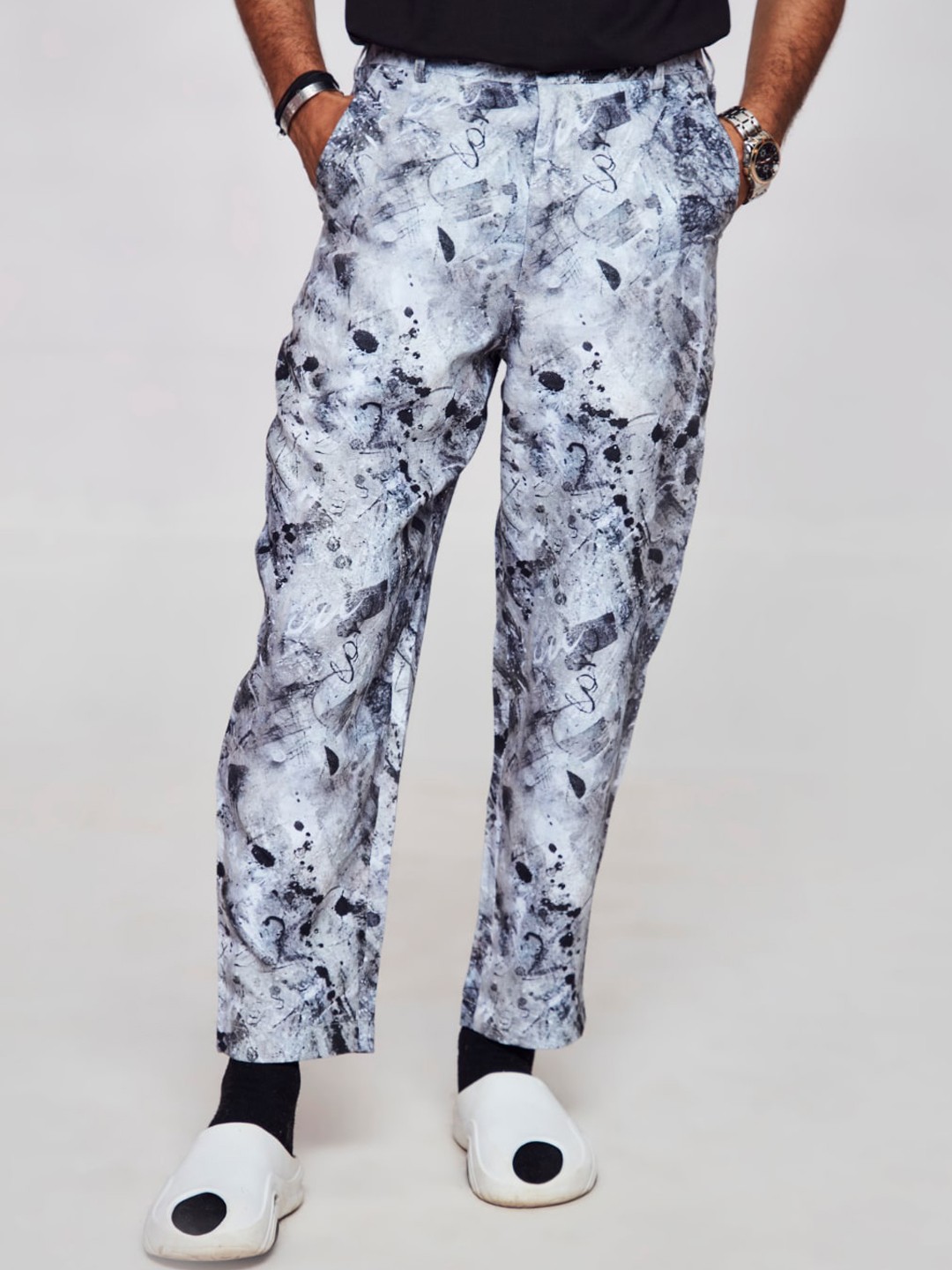 

ADDY'S for men Men Absatrct Printed Regular Fit Linen Trousers, Grey