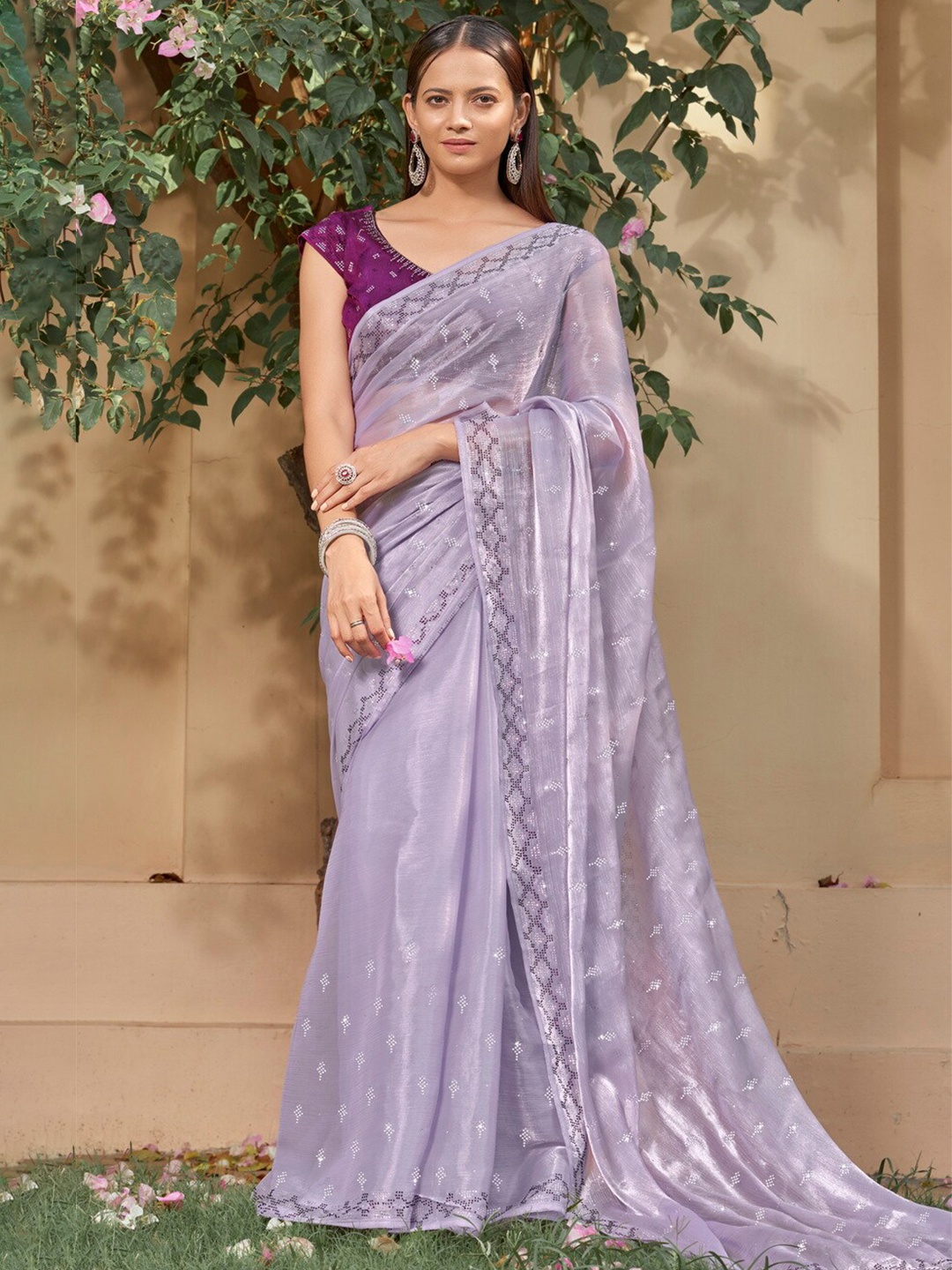 

Mitera Lavender & Silver-Toned Embellished Beads and Stones Pure Chiffon Saree