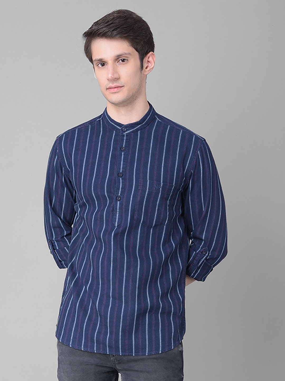

Crimsoune Club Vertical Striped Band Collar Roll Up Sleeves Pure Cotton Casual Shirt, Navy blue