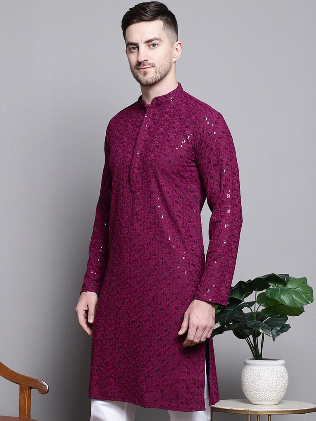 

Jompers Ethnic Motifs Embroidered Mandarin Collar Thread Work Cotton Straight Kurta, Purple