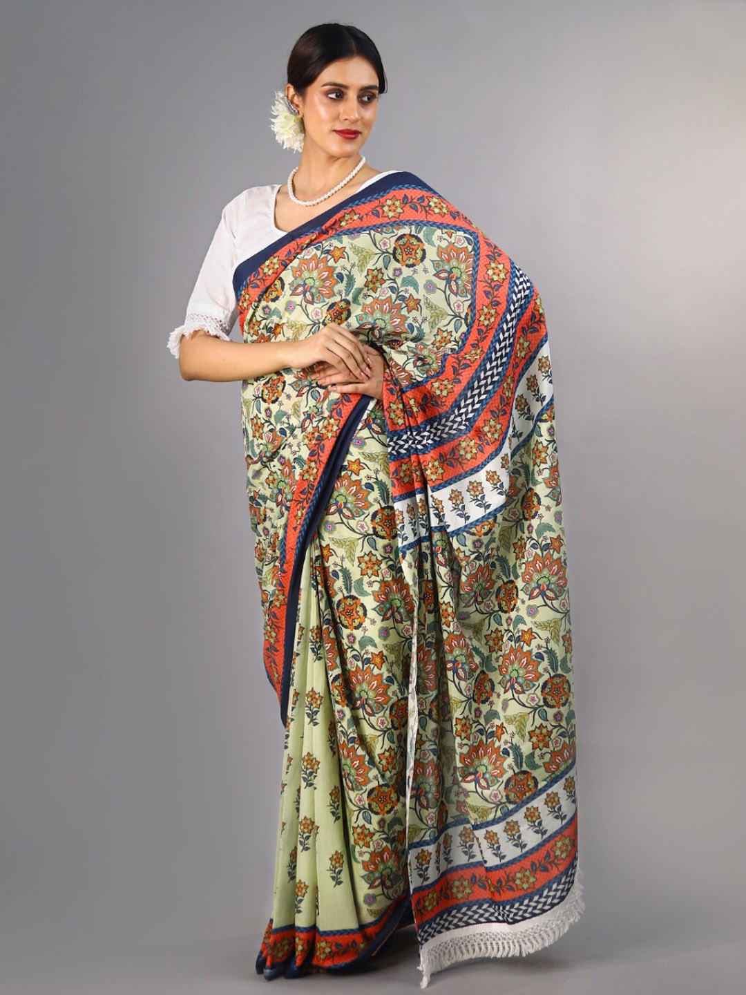 

BUTA BUTI Floral Printed Pure Cotton Saree, Green