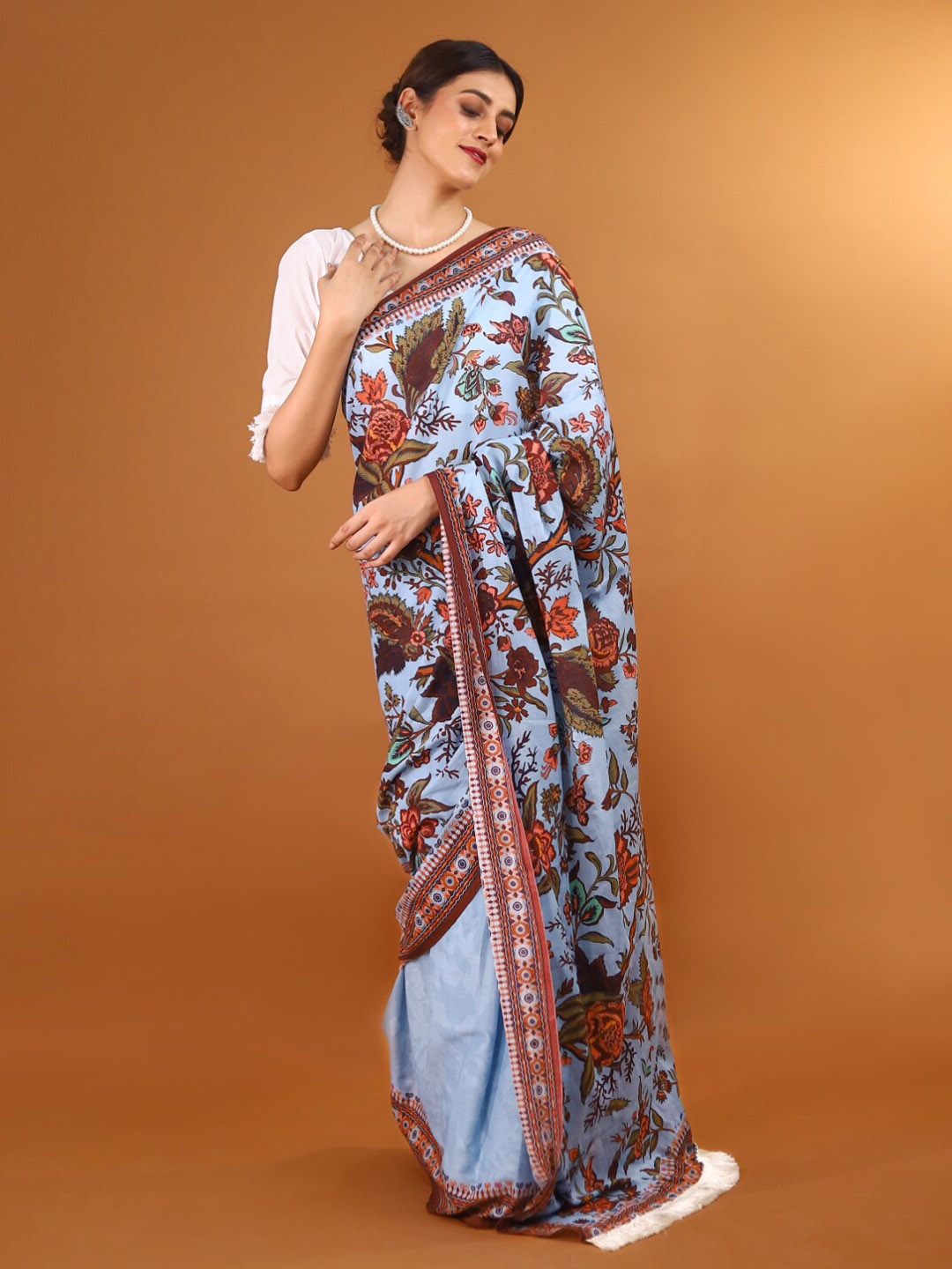 

BUTA BUTI Floral Printed Pure Cotton Saree, Blue