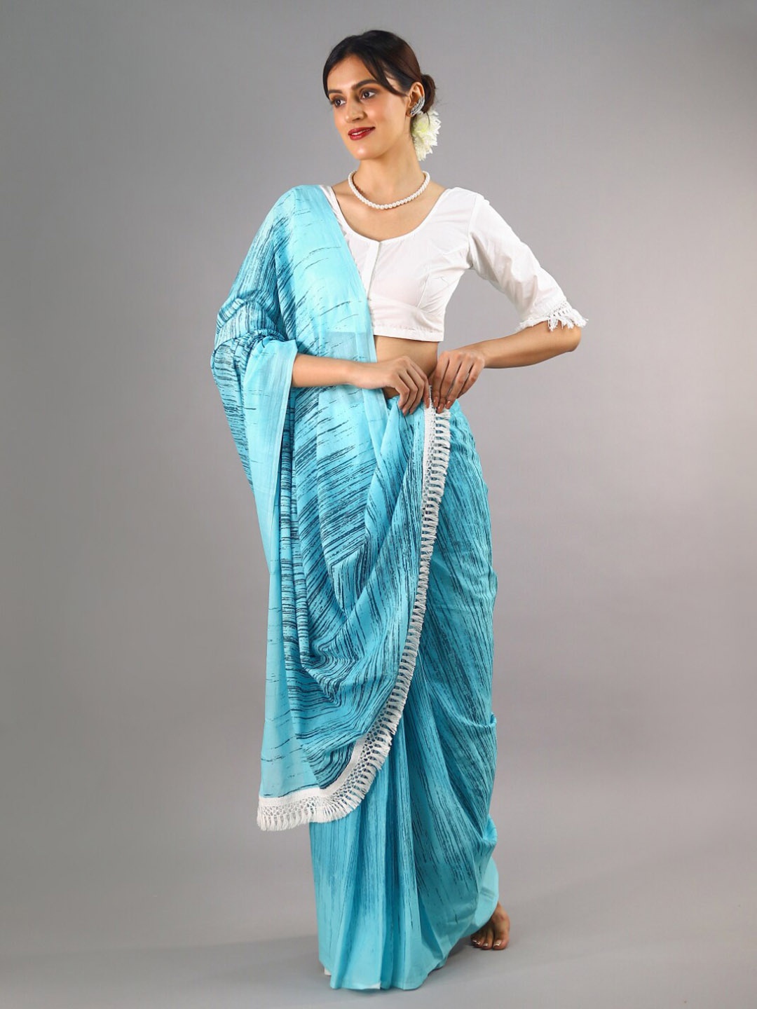 

BUTA BUTI Abstract Printed Pure Cotton Saree, Blue