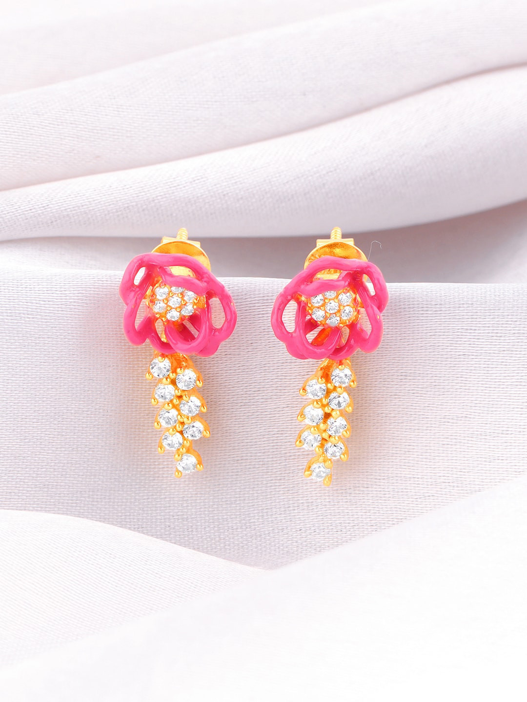 

GIVA Gold-Plated Contemporary Stud Earrings