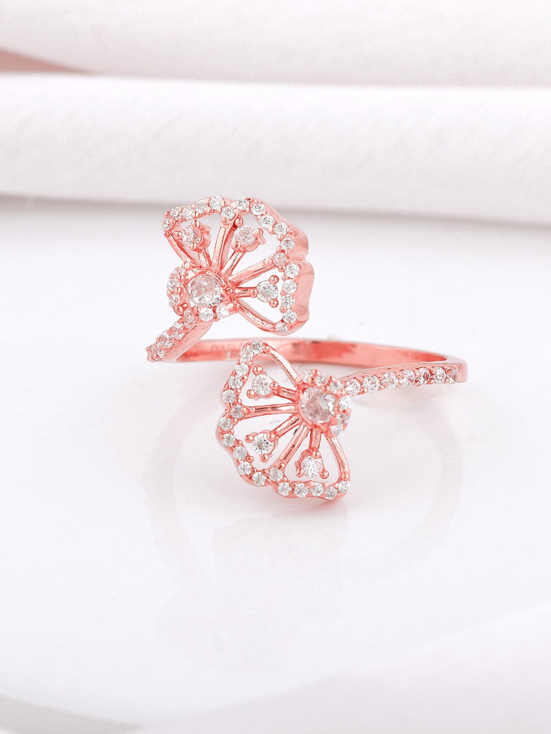 

GIVA 925 Sterling Silver Rose Gold-Plated Cubic Zirconia-Studded Finger Ring