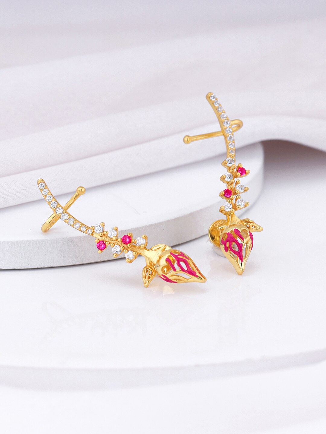 

GIVA Gold-Plated Contemporary Ear Cuff Earrings