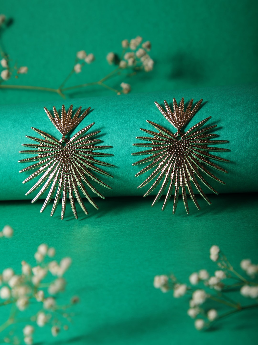 

Zeraki Jewels Gold Plated Contemporary Drop Earrings