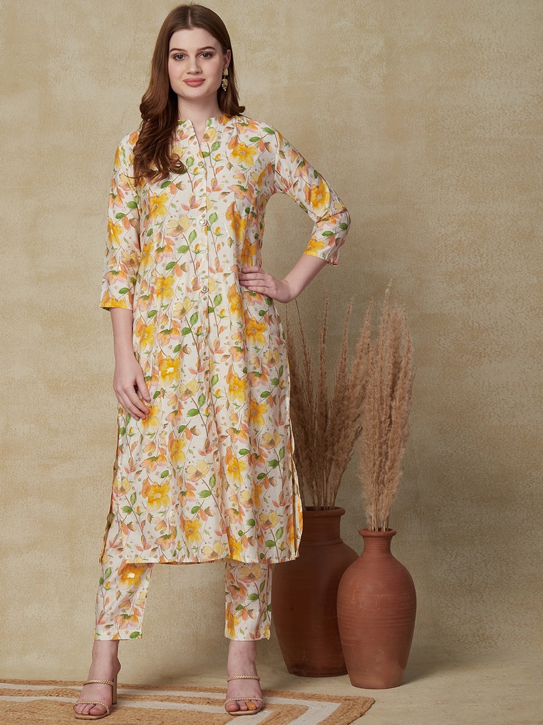 

FASHOR Floral Printed Kurta With Trousers, Off white