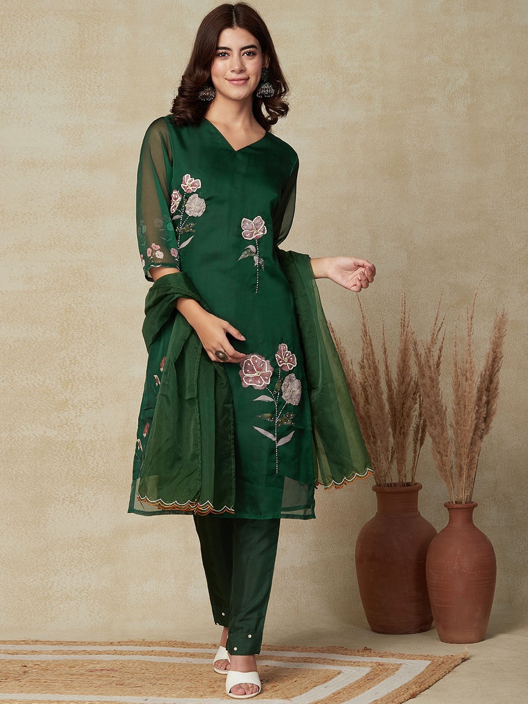 

FASHOR Floral Printed Kurta With Trousers & Dupatta, Green