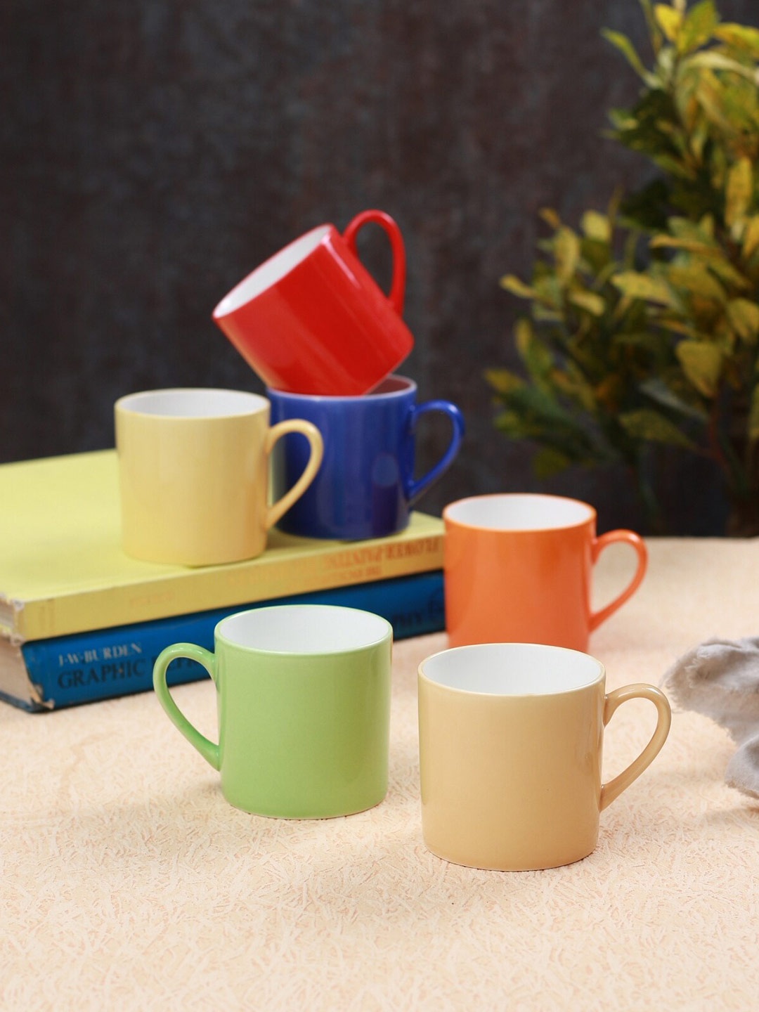 

CLAY CRAFT Red & Green 6 Pieces Ceramic Glossy Cups 180 ML Each