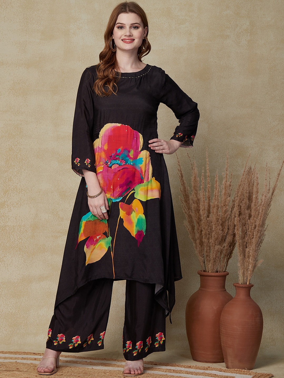 

FASHOR Black Floral Printed Round Neck Regular Sequinned Kurta With Palazzos