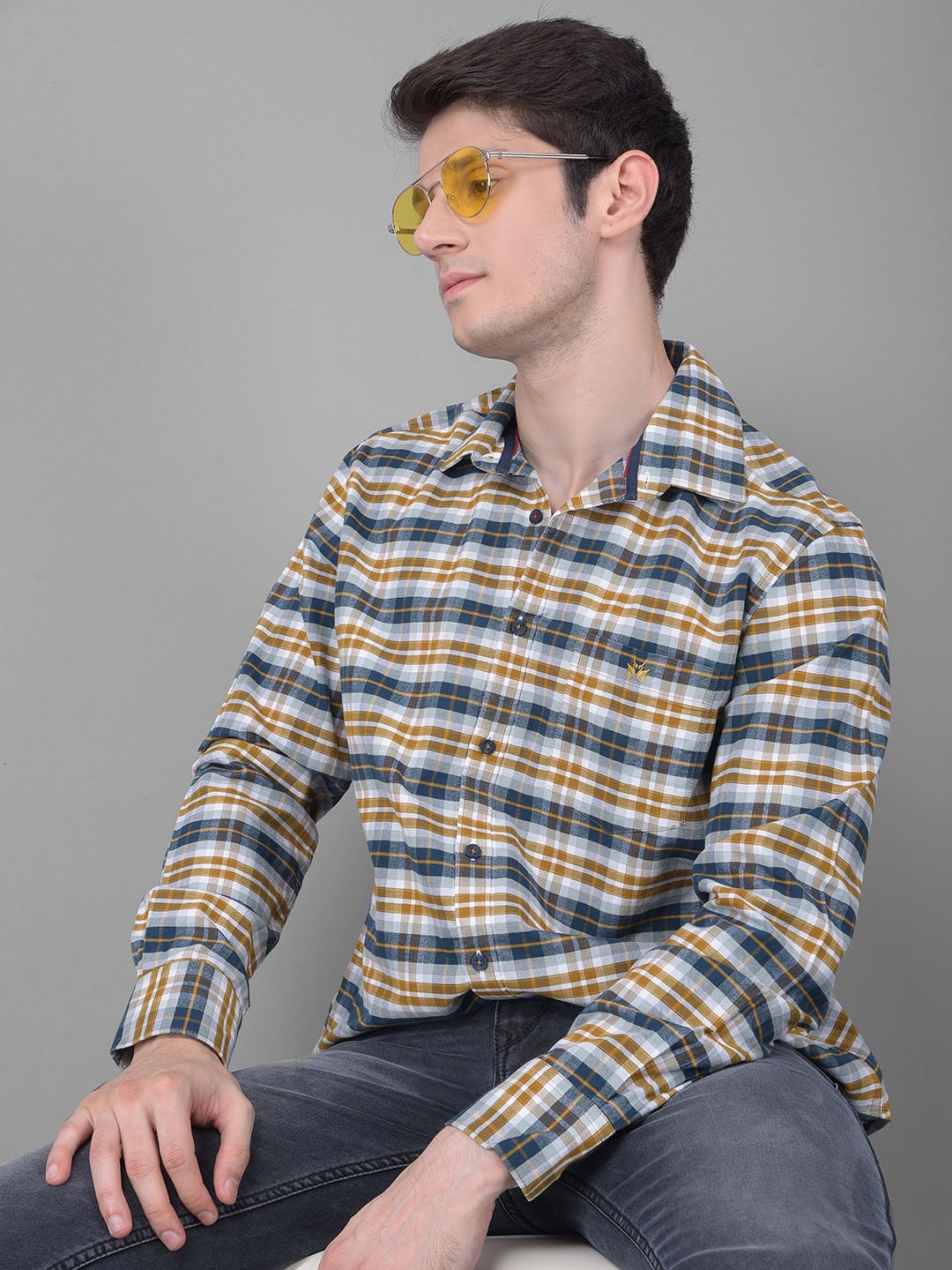 

Crimsoune Club Slim Fit Checked Cotton Casual Shirt, Blue
