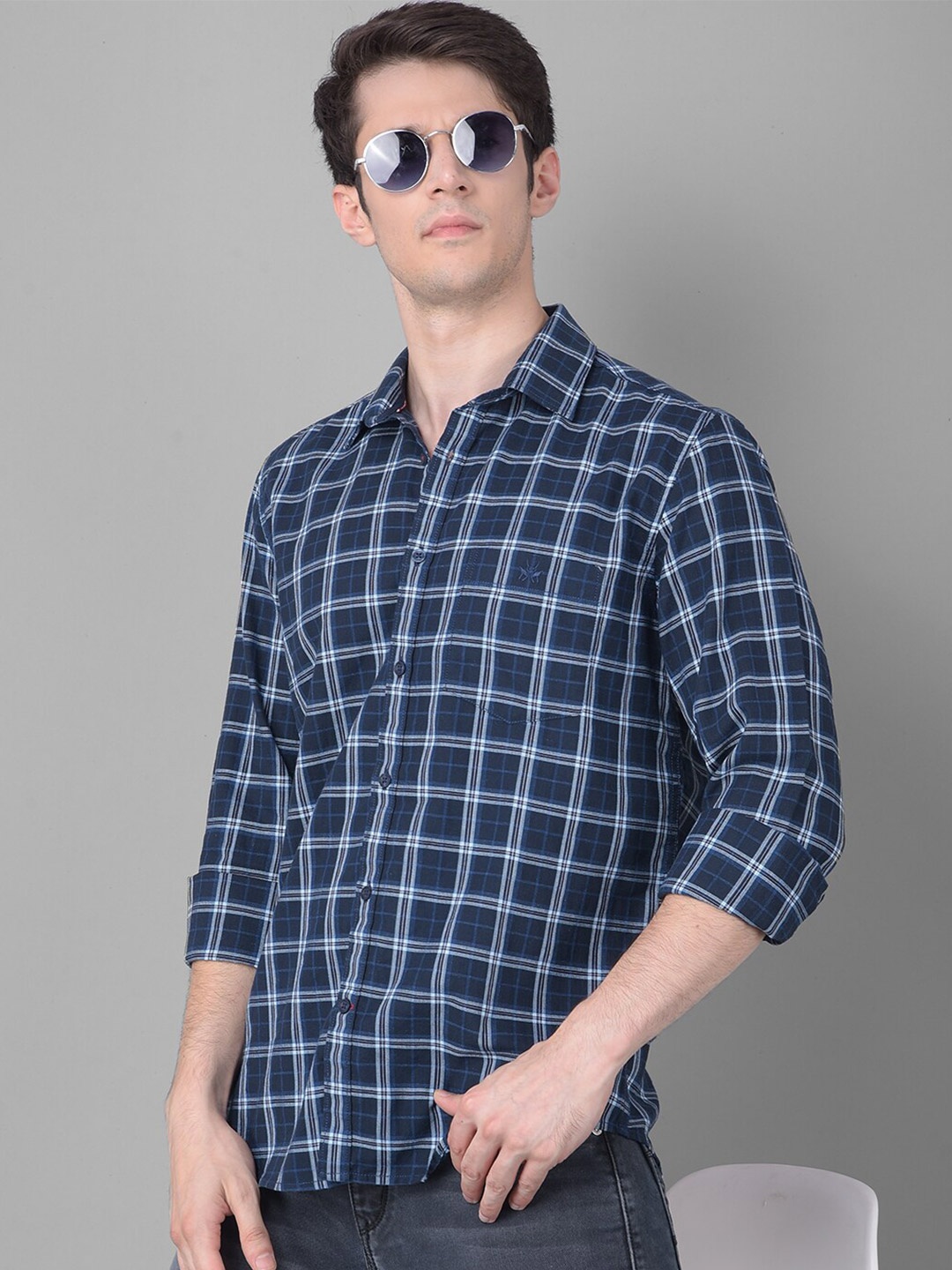 

Crimsoune Club Slim Fit Tartan Checks Pure Cotton Casual Shirt, Navy blue