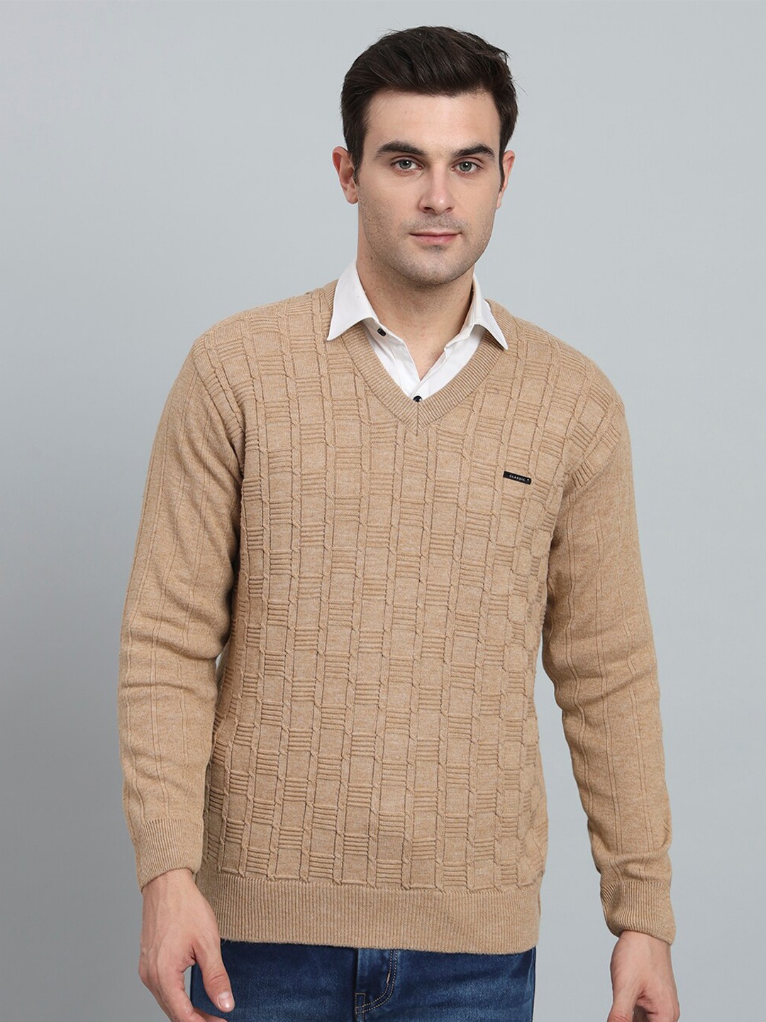 

eWools Geometric Self Design V-Neck Woollen Pullover, Beige