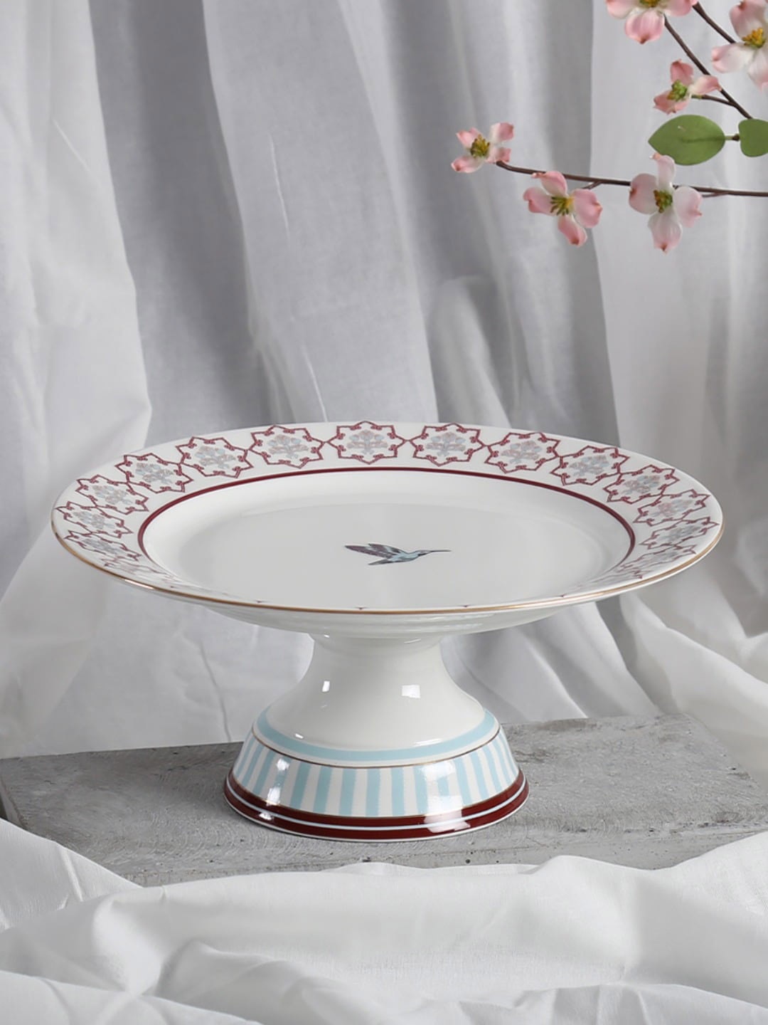 

India Circus White & Metallic-toned Bone China Cake Stand With 22KT Liquid Gold