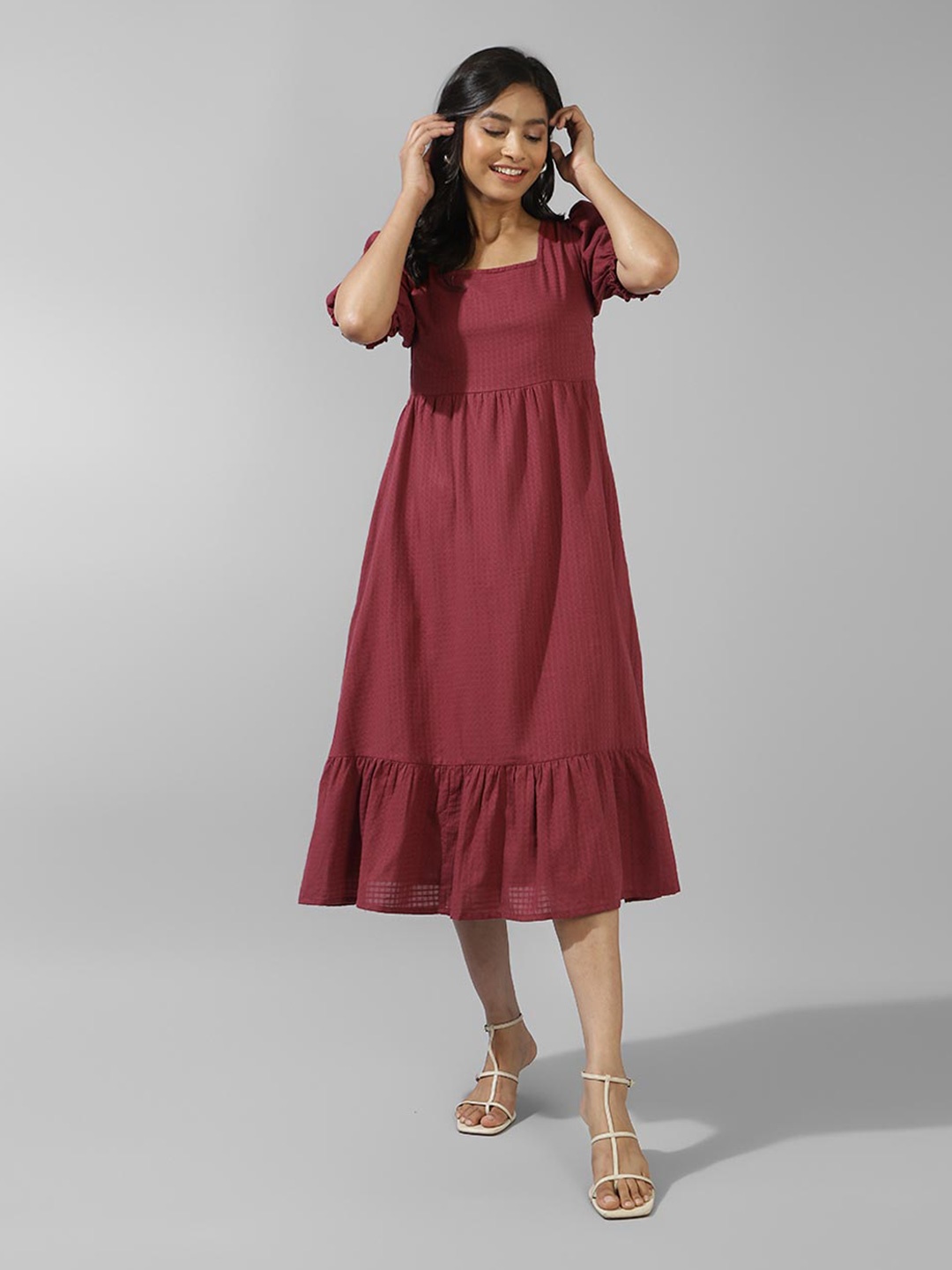 

Fabindia Square Neck Puff Sleeves Tiered Cotton A-Line Midi Dress, Maroon