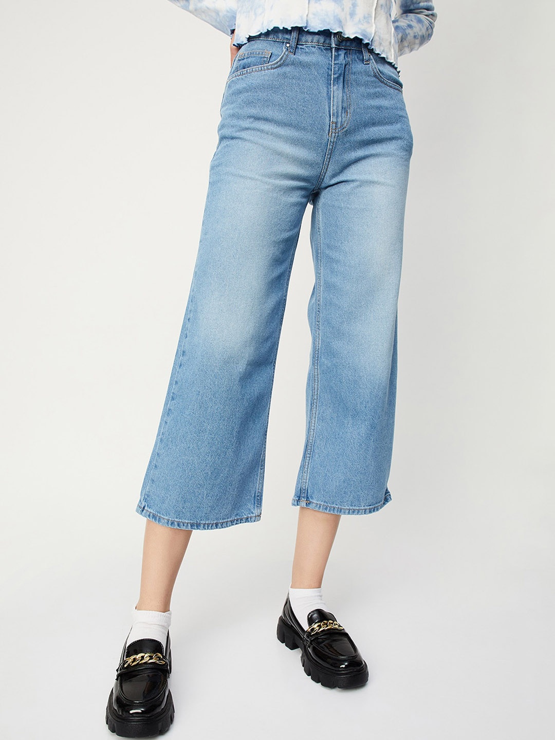 

max Women Mid-Rise Clean Look Light Fade Jeans, Blue