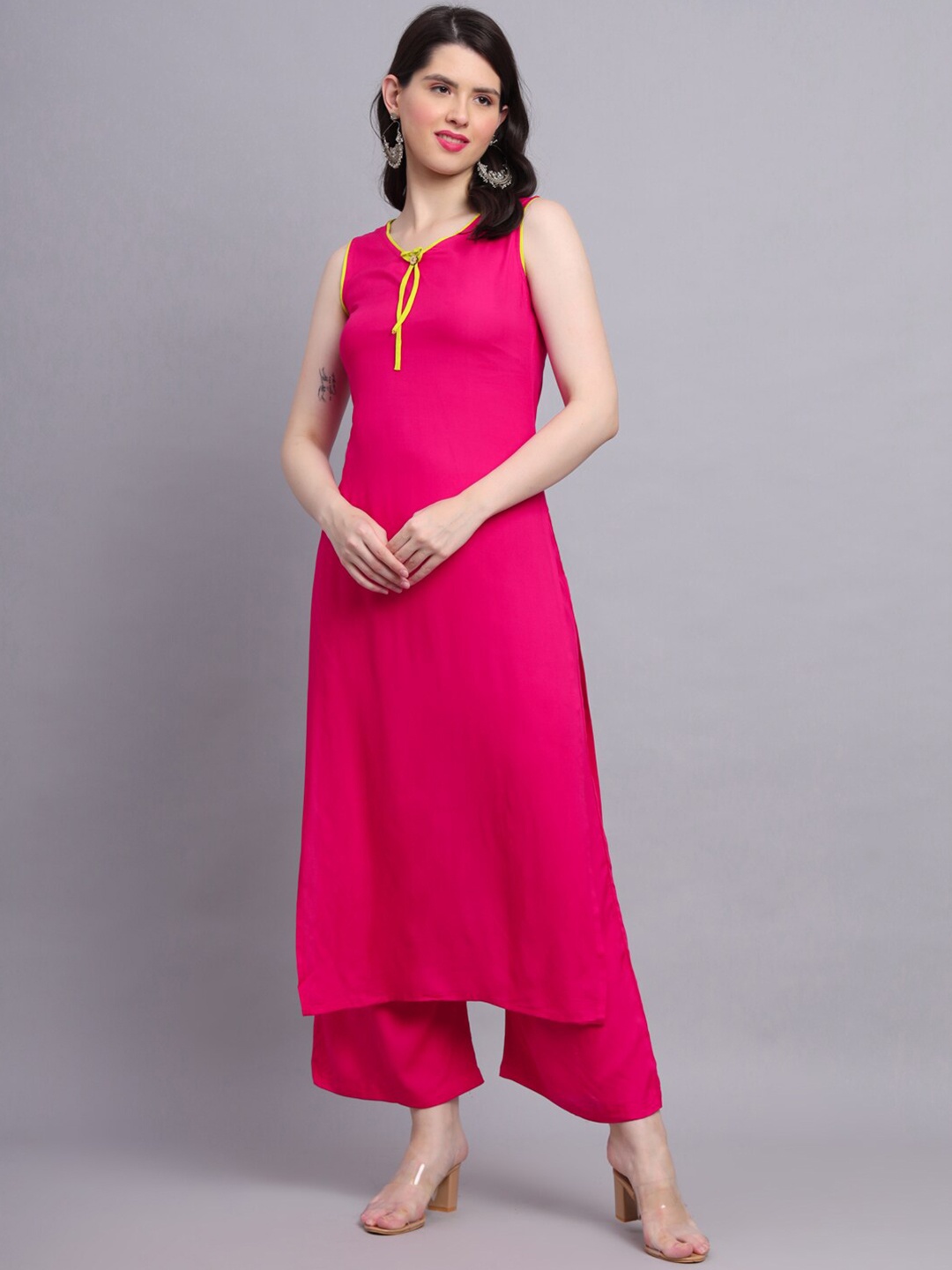 

KALINI V-Neck Straight Kurta with Palazzo, Pink