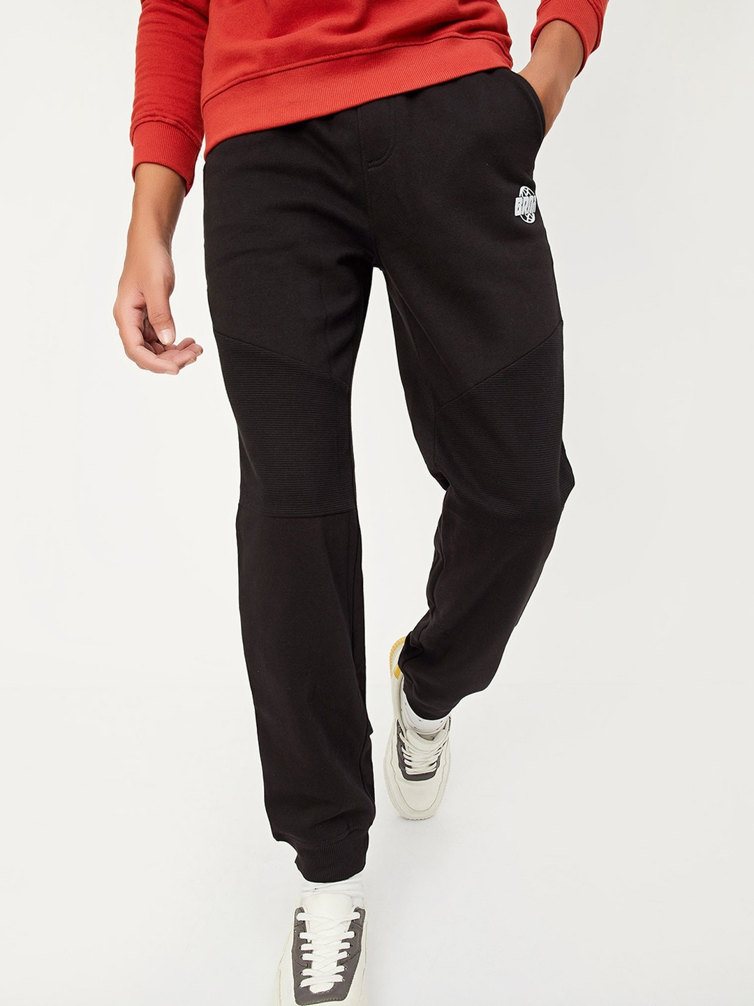 

max Boys Mid-Rise Regular Fit Joggers, Black