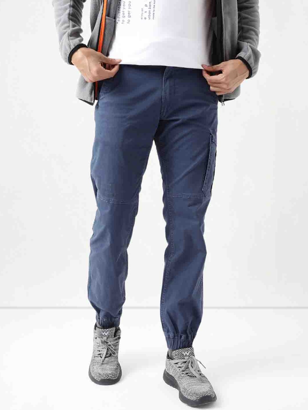 

Wildcraft Men Mid-Rise Relaxed Cargos Trousers, Blue