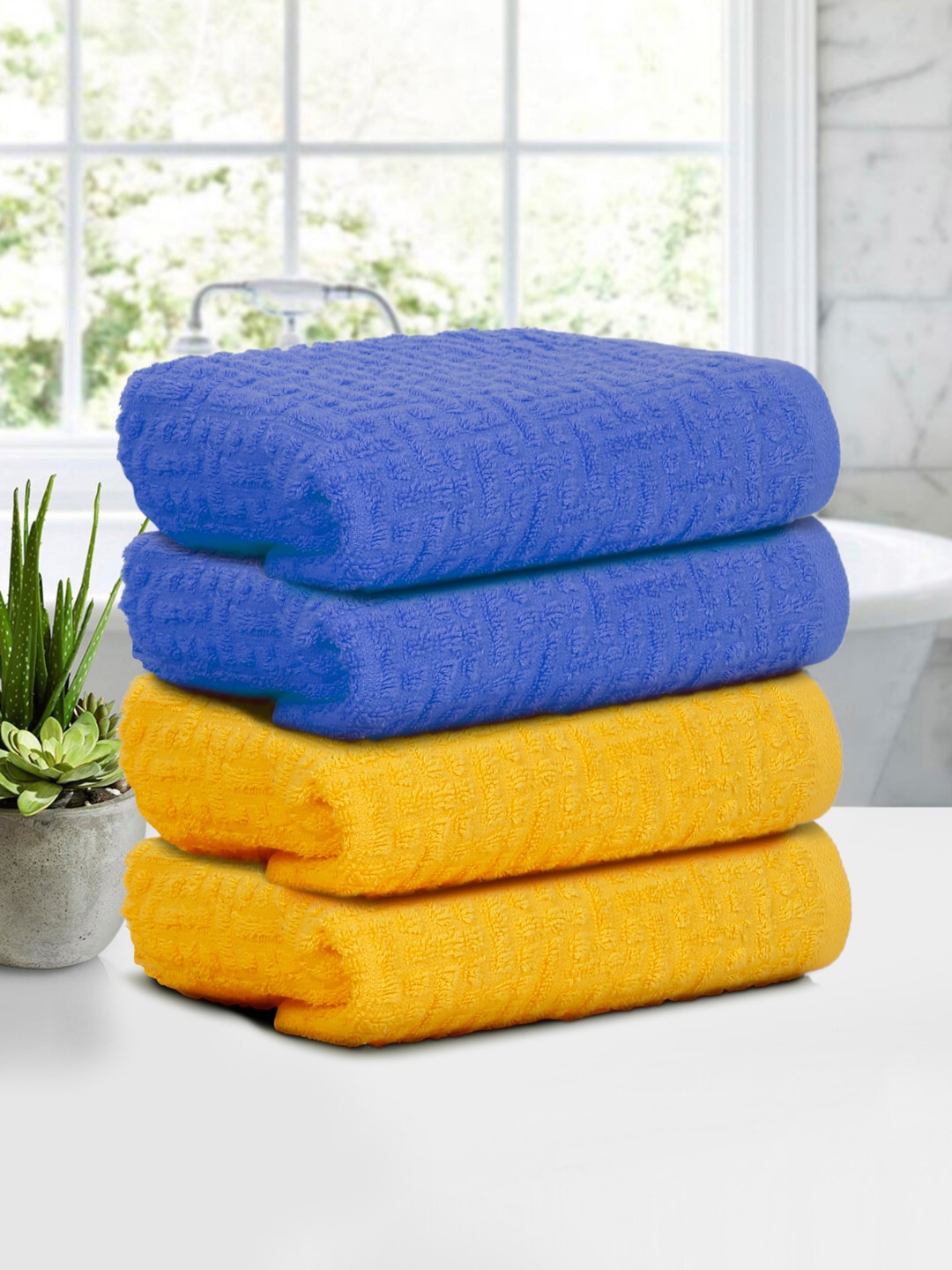 

Cortina Blue & Yellow 4 Pieces Jacquard 500 GSM Hand Towels