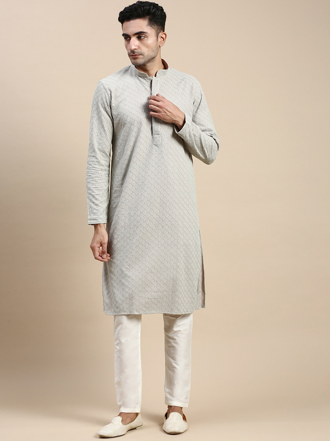 

Rishika Ethnic Motifs Embroidered Thread Work Kurta With Pyjamas, Brown