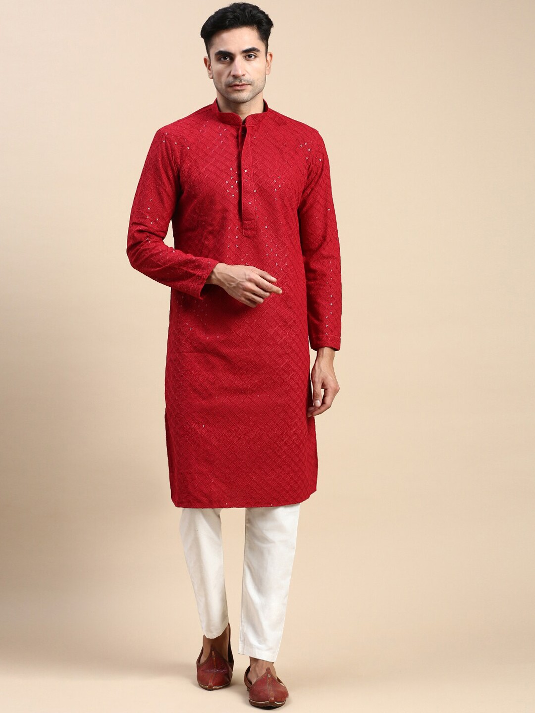 

Rishika Geometric Embroidered Regular Thread Work Kurta With Pyjama, Red