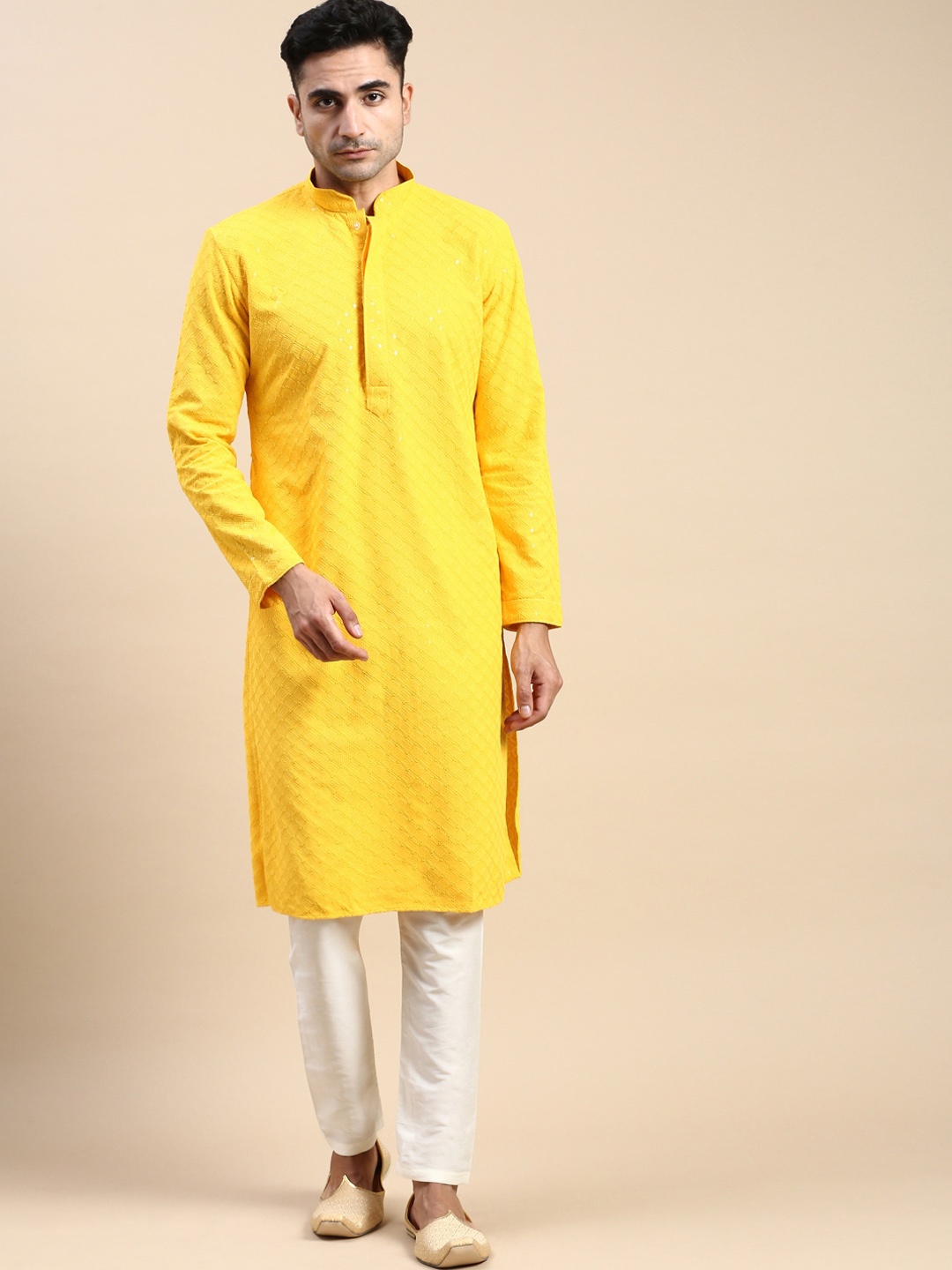 

Rishika Ethnic Motifs Embroidered Kurta with Pyjamas, Yellow