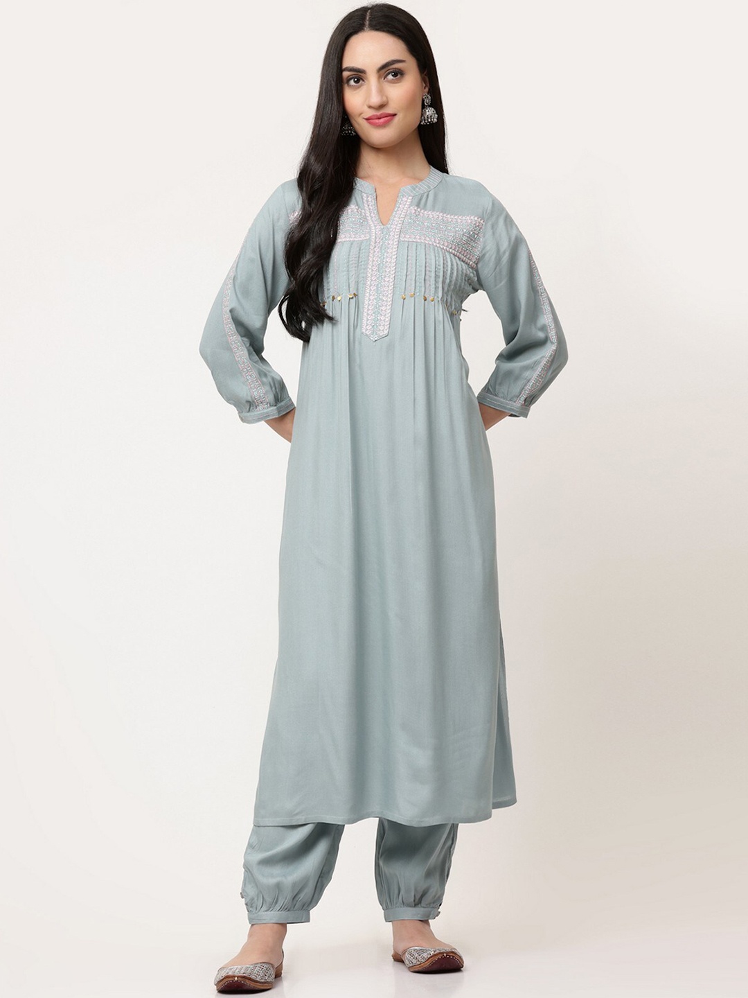 

SAVI Embroidered Kurta & Trousers Set, Grey