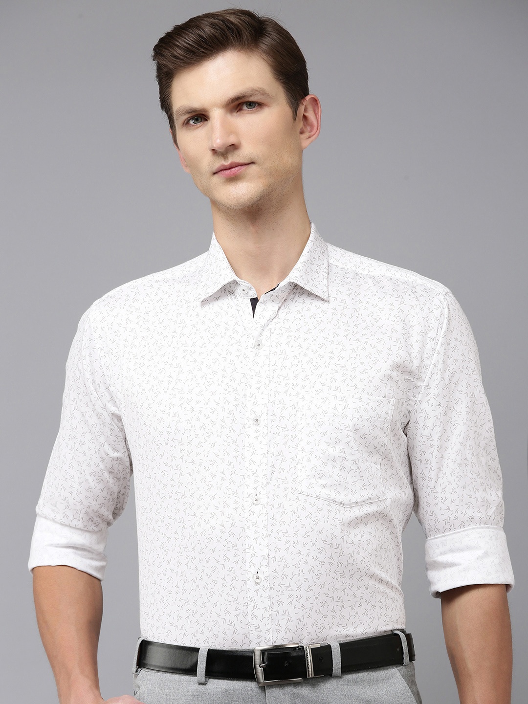 

Park Avenue Men Pure Cotton Slim Fit Floral Printed Formal Shirt, White