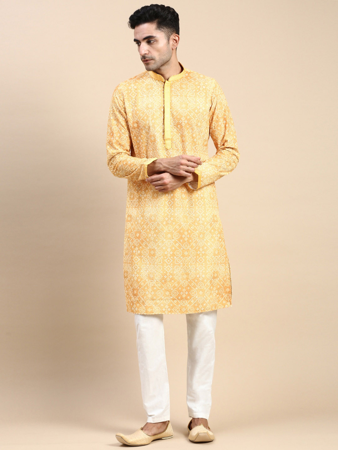 

Rishika Ethnic Motifs Embroidered Mandarin Collar Thread Work Straight Kurta, Yellow