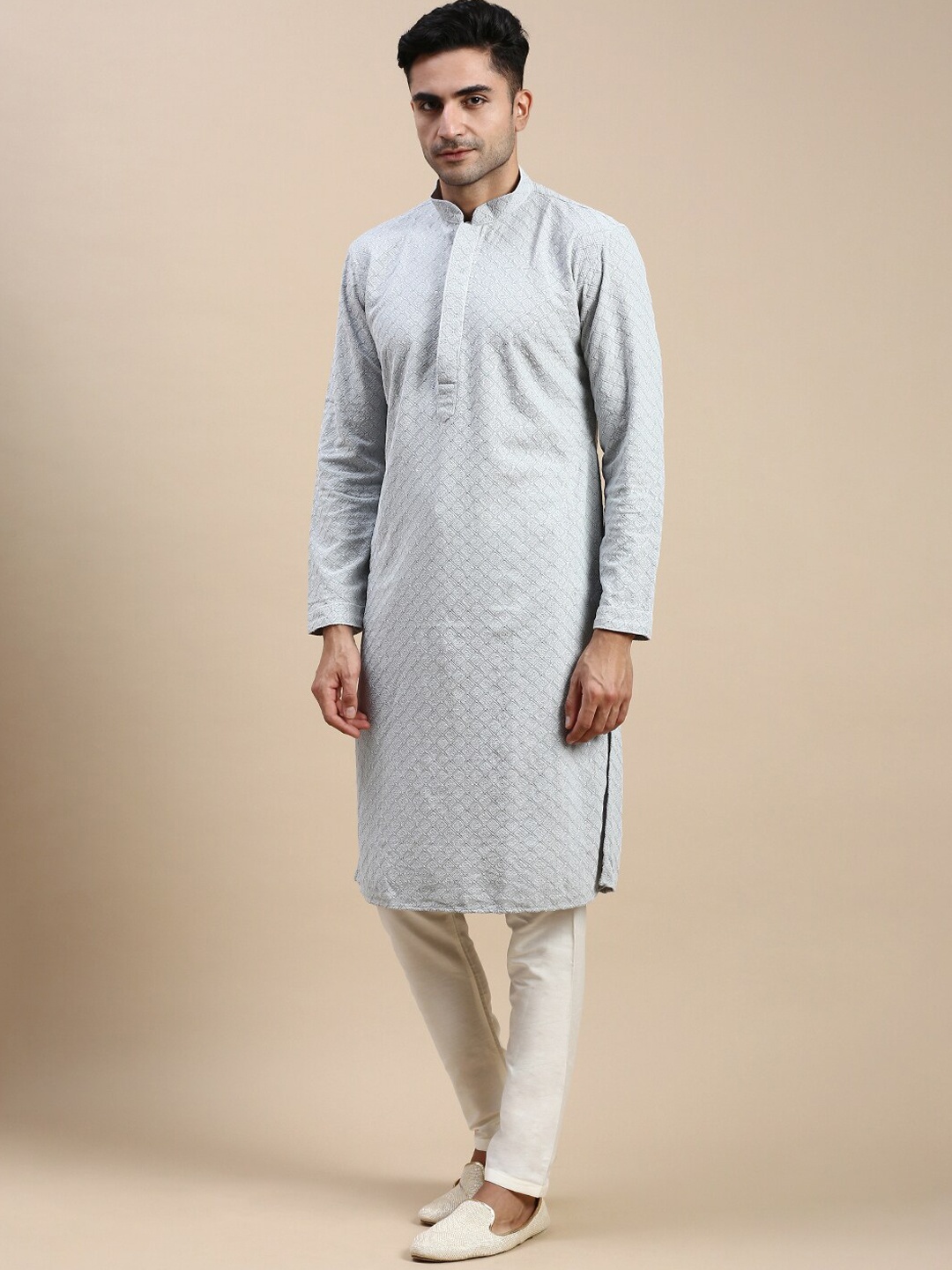 

Rishika Geometric Embroidered Mandarin Collar Sequinned Silk Straight Kurta, Blue