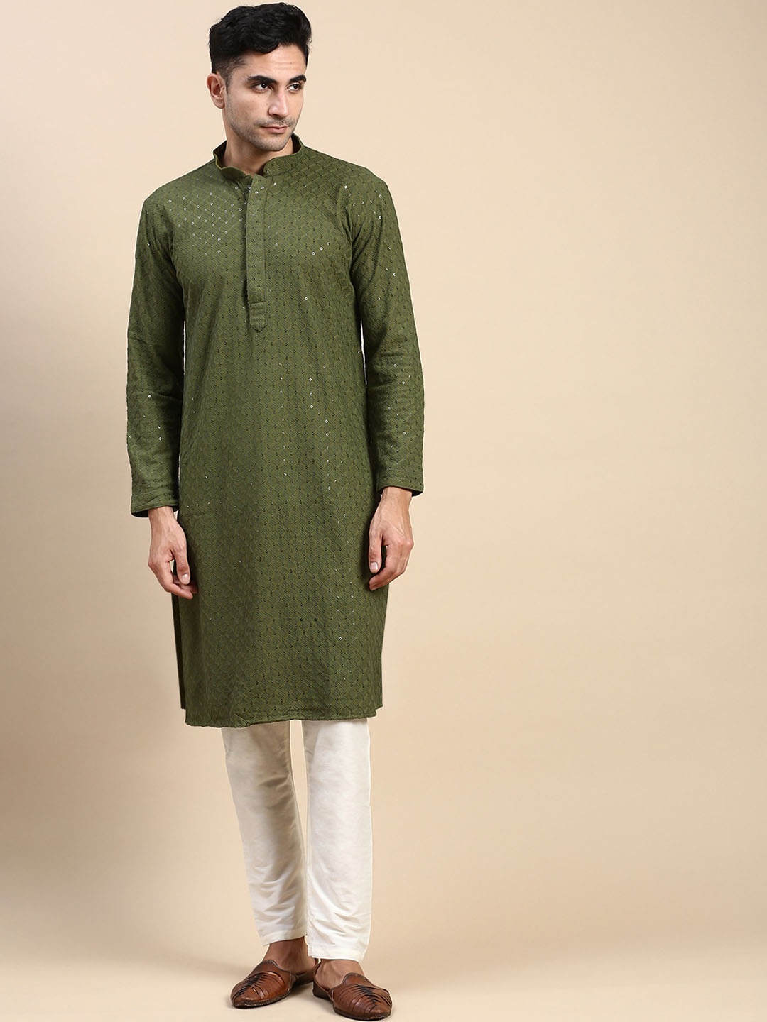 

Rishika Ethnic Motifs Embellished Sequinned Pure Silk Straight Kurta, Green
