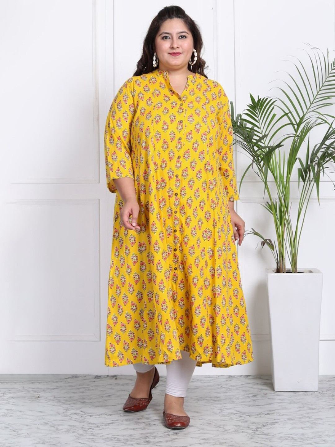 

Swasti Plus Size Floral Printed Mandarin Collar Anarkali Kurta, Yellow