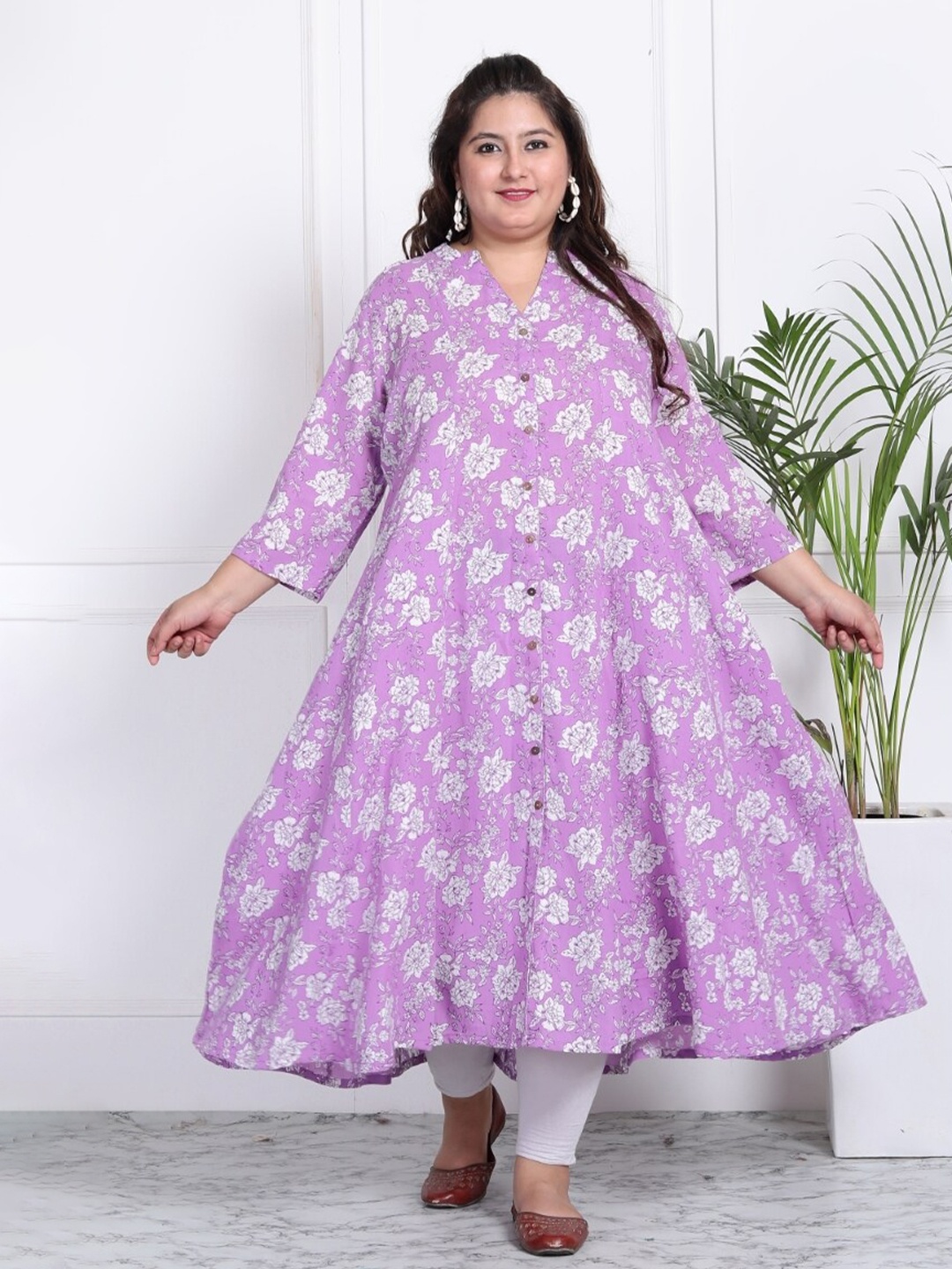 

Swasti Plus Size Floral Printed Mandarin Collar Indigo Anarkali Kurta, Purple